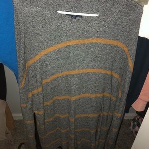 AMERICAN EAGLE LONG SLEEVE